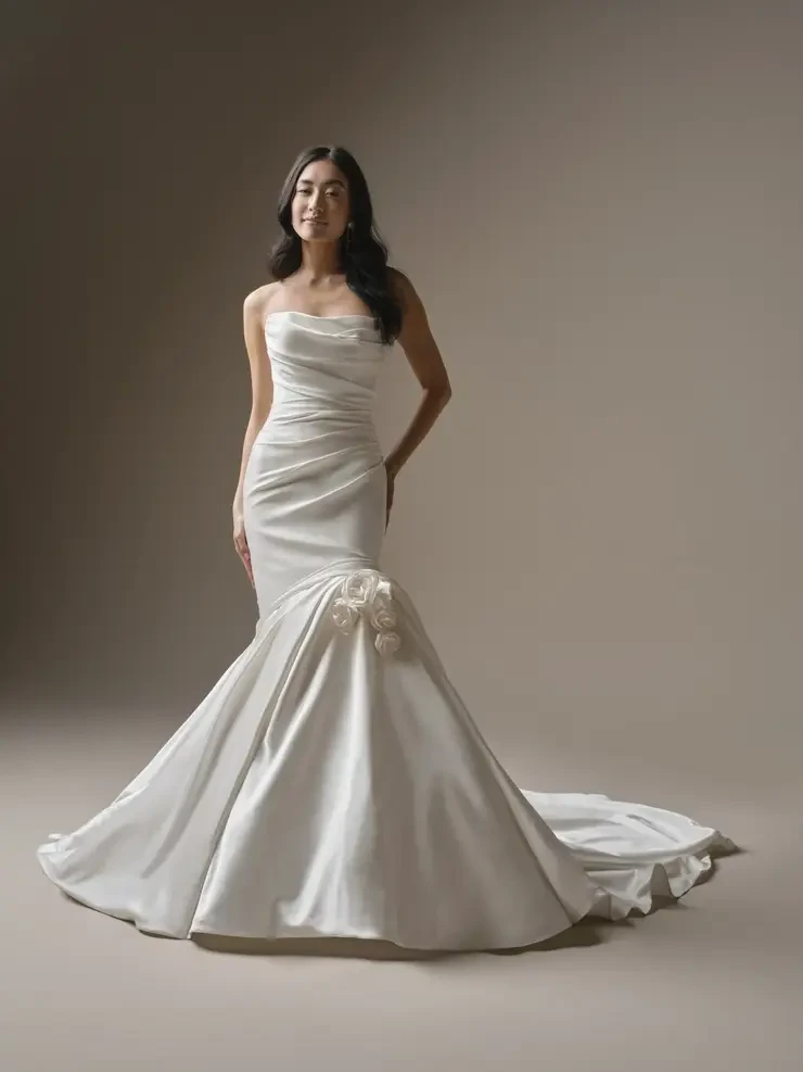 Spring Bridal Silhouettes: A-Line vs. Fit &amp; Flare – What to Choose Image