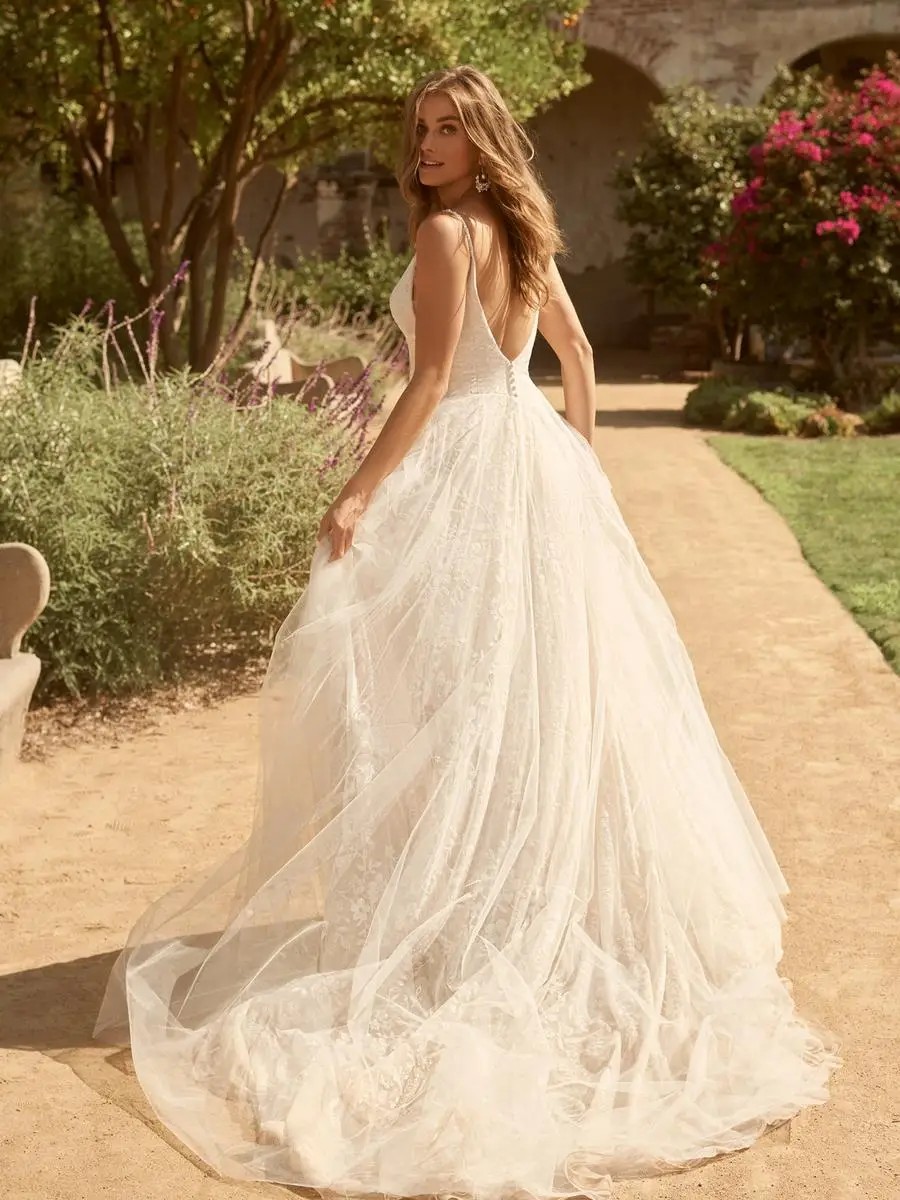 Timeless Elegance: Stunning V-Back Wedding Dresses for a Breathtaking Look Image