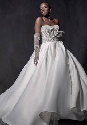 Wedding Gowns That Will Make You Feel Like a Princess Image
