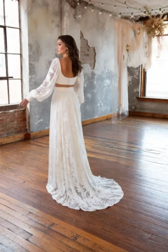 All Who Wander West #11 Ivory thumbnail