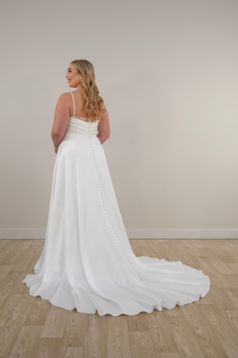 Stella York 7915 #14 (IV-PL) Ivory Gown w Porcelain Tulle Illusion thumbnail
