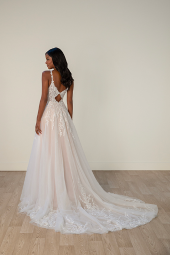 Stella York 8036 #9 (IVIV-PL) IVR LACE & TULLE OVER IVORY GOWN W PORCELAIN TULLE SIDE PLNG thumbnail