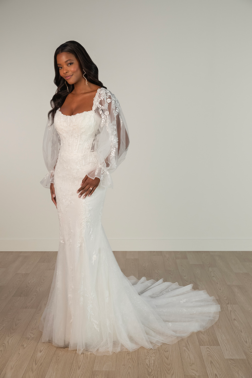 fitted lace wedding dress Stella York 7478 main image 0