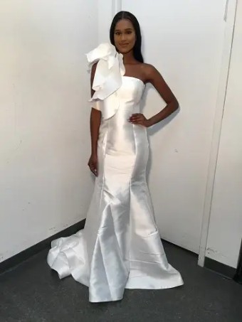 Jovani JVN00650 #0 default Ivory thumbnail